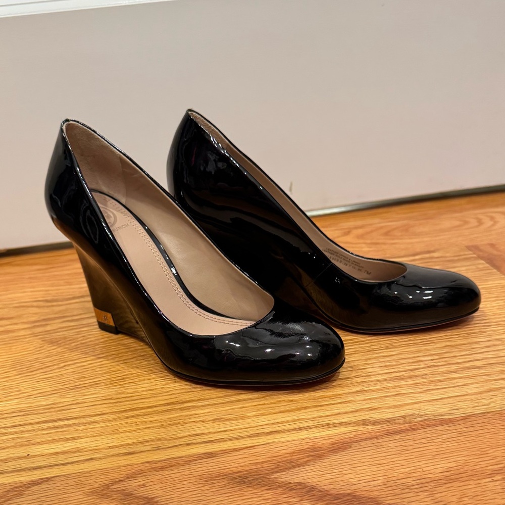 Tory Burch Glossy Black Wedges